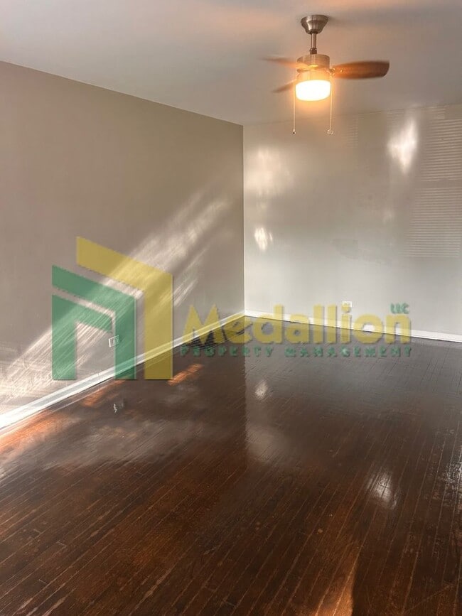 Building Photo - 12216 S Morgan St
