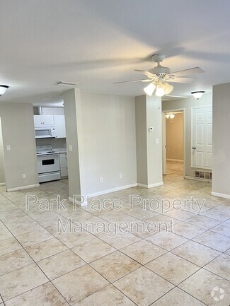 Building Photo - 7222 SW 45th Pl