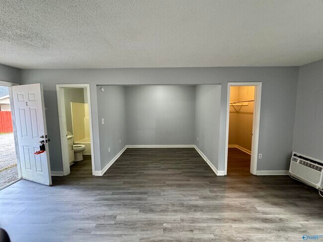 Foto del edificio - 3702 Penny St SW