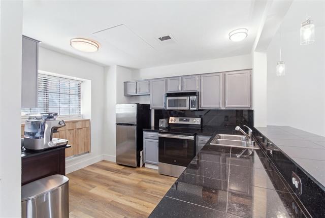 Foto del edificio - 3904 Rawlins St
