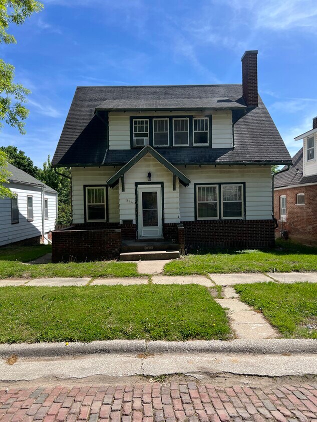 Foto principal - 524 Avenue D