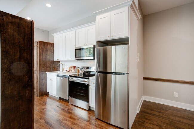 Foto del edificio - 2638 N 33rd St