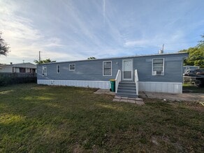 Building Photo - 3314 Kittles St
