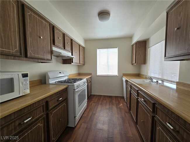 Building Photo - 5340 Retablo Ave