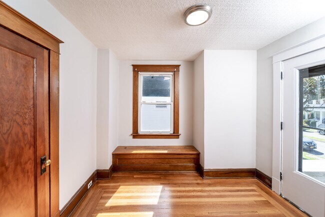 Foto del edificio - 822 6th Ave