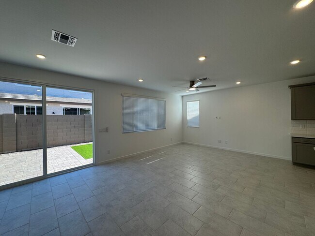 Building Photo - 26331 N 24th Gln