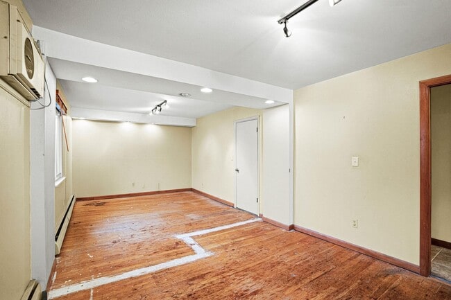 Building Photo - 935-937 N 37th St.