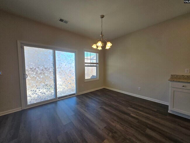 Foto del edificio - 258 Honey Hill Way