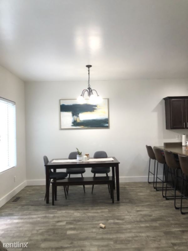Building Photo - 3 br, 2.5 bath Townhome - 1494 N Venetian Way