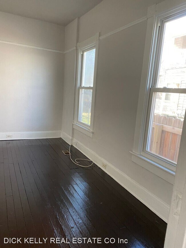Foto del edificio - 3 br, 1 bath House - 123 Hough Ave