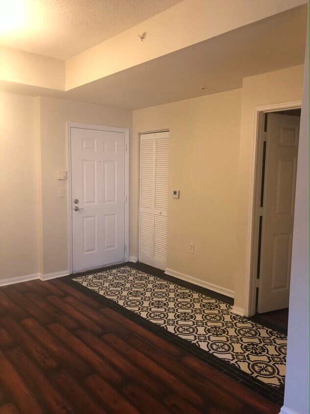 Primary Photo - 630 S Sapodilla Ave