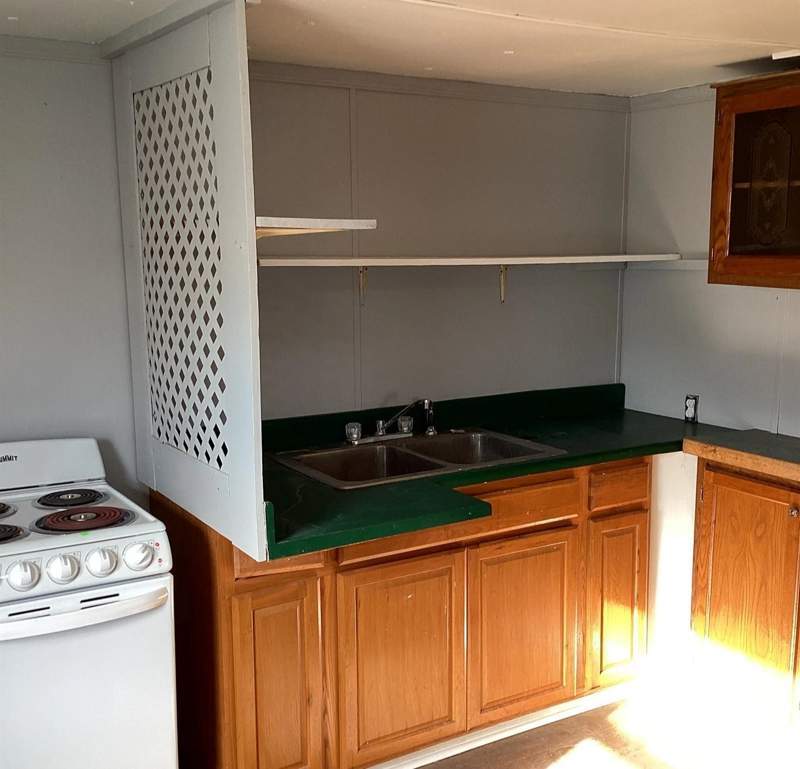 Foto principal - 4614 E Old Trail Rd