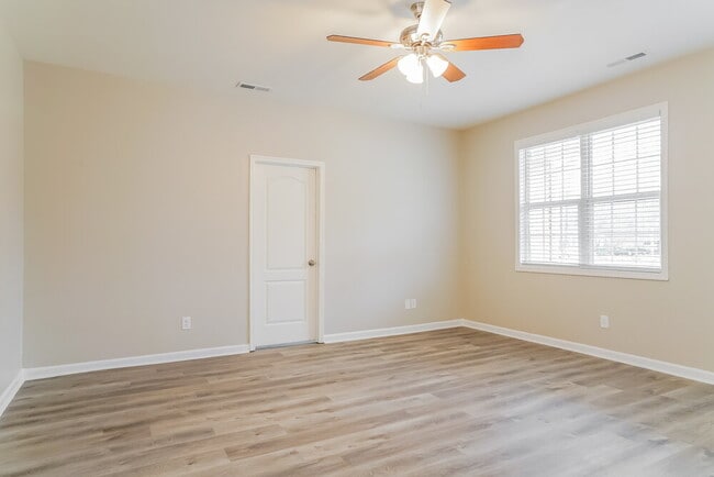 Building Photo - 2533 Friendly Trail