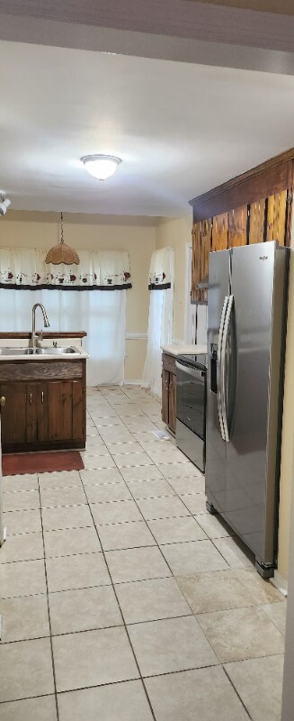 Foto del edificio - 5806 Laurel Trail Ct