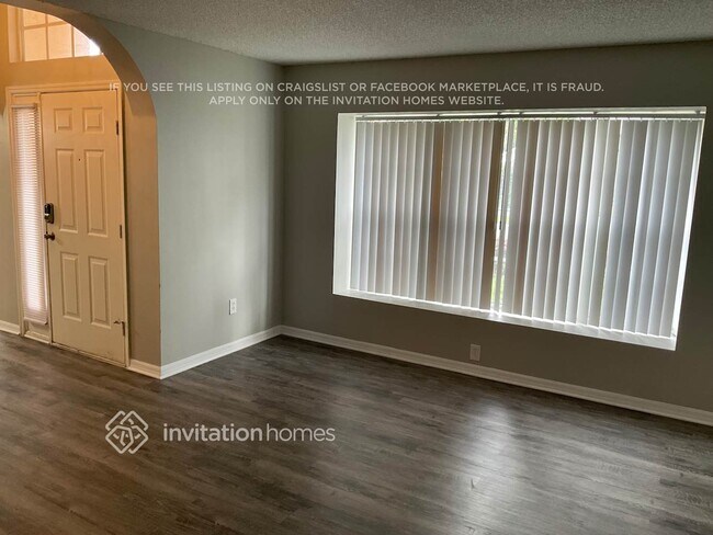 Building Photo - 826 Walsingham Way