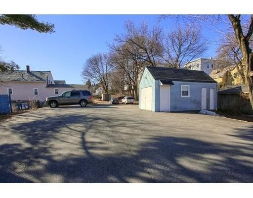 Building Photo - 16 Nashua St