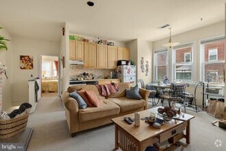 Building Photo - 846 Corinthian Ave