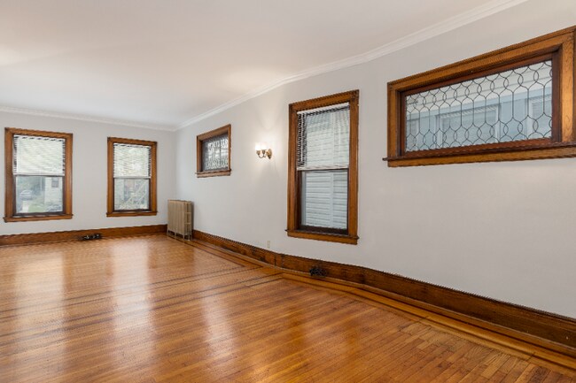 Foto del edificio - 448 Norwood Ave