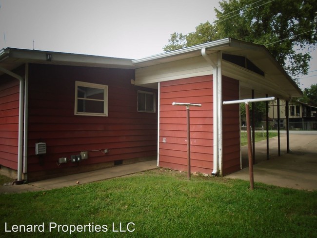 Building Photo - 2202 S Kings Ave