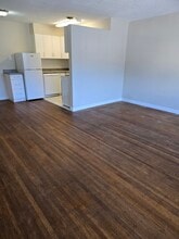 Building Photo - 321 Agnes St