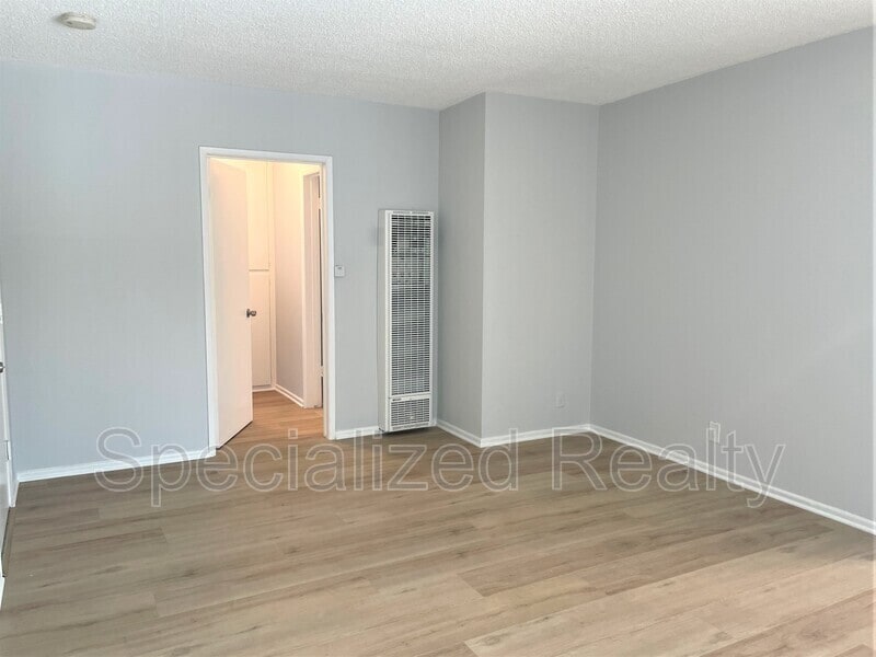 314 W Chevy Chase Dr, Glendale, CA 91204 Condo for Rent in Glendale