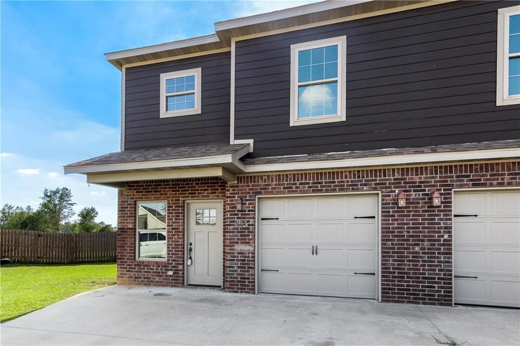 842 Baker St NW, Gravette, AR 72745 Townhome Rentals in Gravette AR