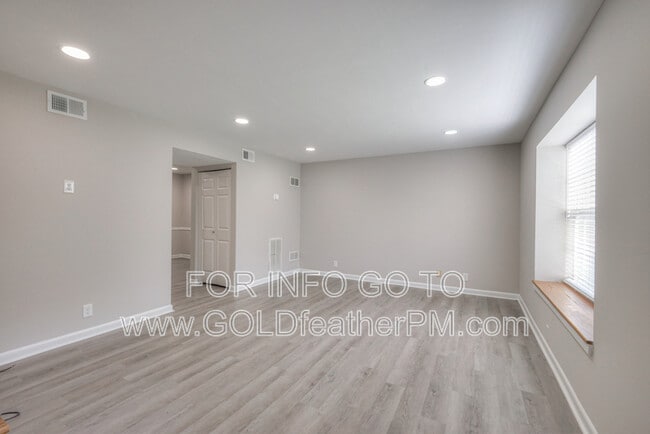 Building Photo - 5510 Country Dr