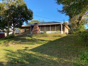 Building Photo - 1546 Falmouth Ave