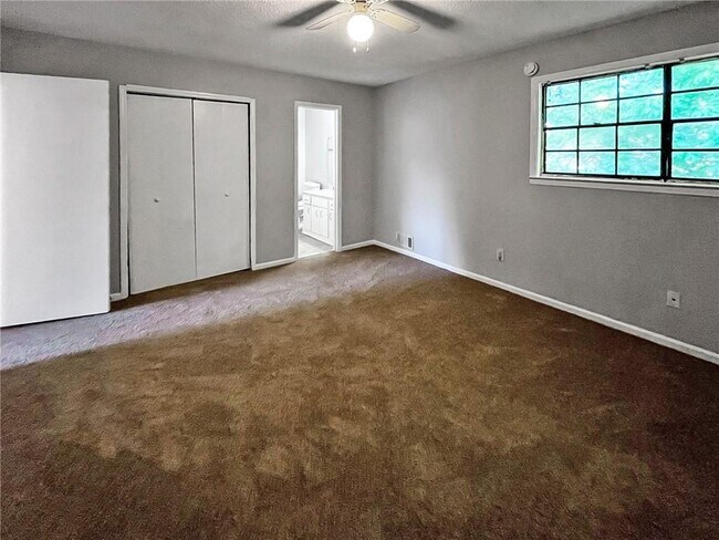 Foto del edificio - 6354 Shannon Pkwy