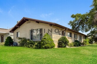 Building Photo - 3907 1040 E