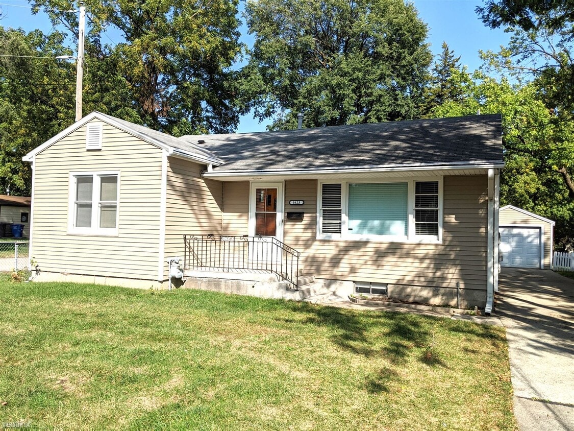 Primary Photo - 3 br, 2 bath House - 3623 SW 13th St