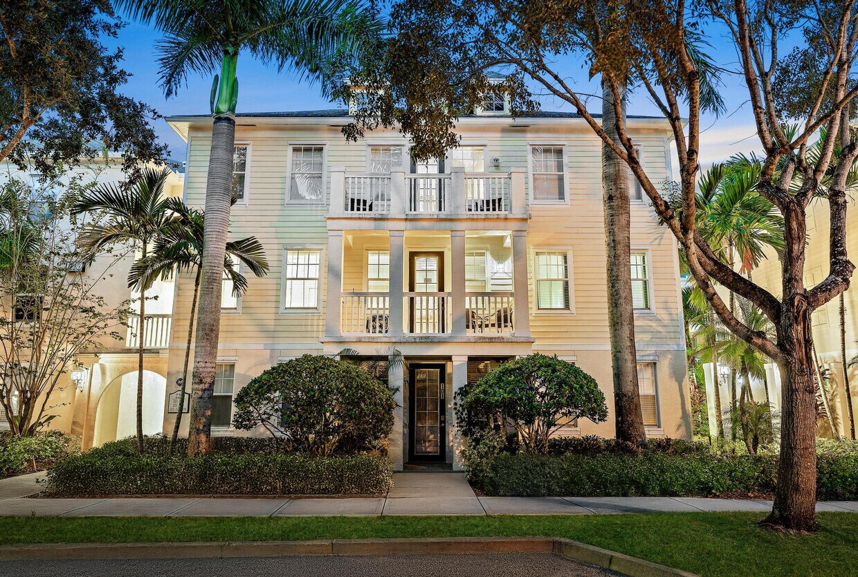 Primary Photo - 225 Murcia Dr