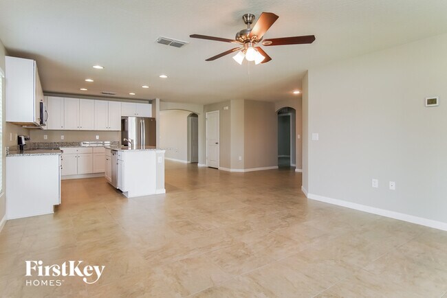 Building Photo - 207 Southern Breeze Loop