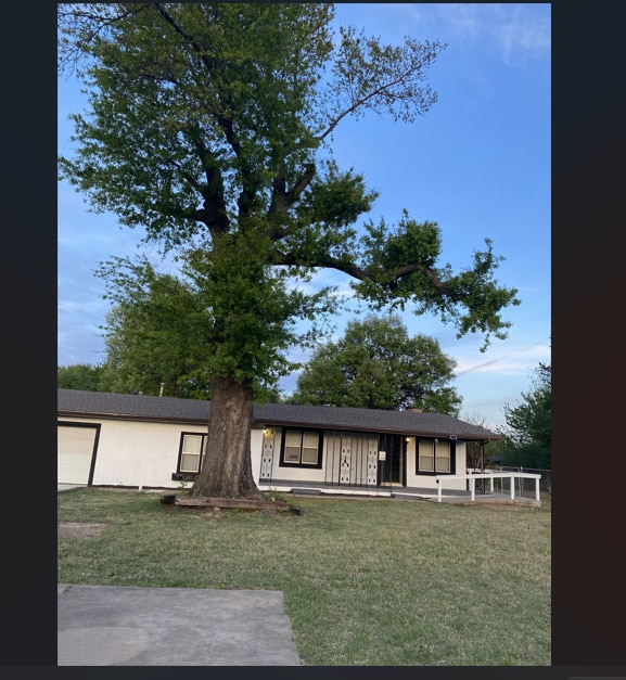 Building Photo - 310 S Sooner Rd
