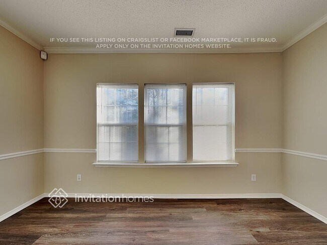 Foto del edificio - 5324 Seaspray Ln