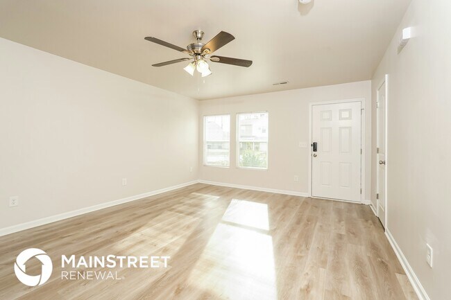 Foto del edificio - 2907 Desmond Woods Dr