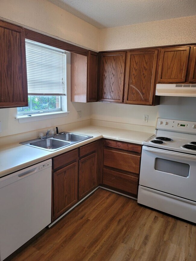 Building Photo - aralia1431 A-C