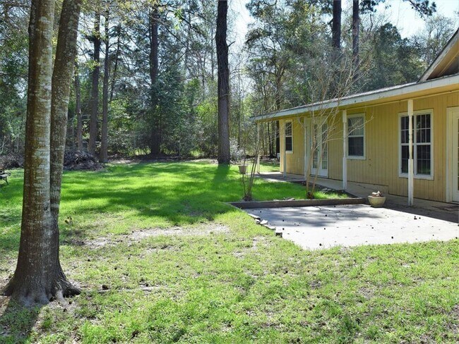 Building Photo - 14816 Indian Hill Trail