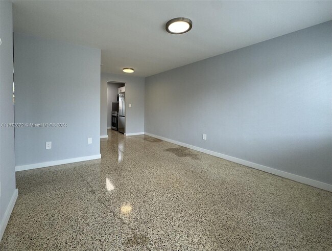 Foto del edificio - 575 E 22nd St