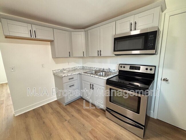 Foto del edificio - 2564 S 8th E