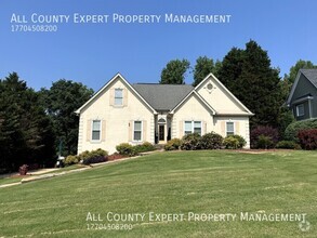 Building Photo - 5760 Charleston Ln