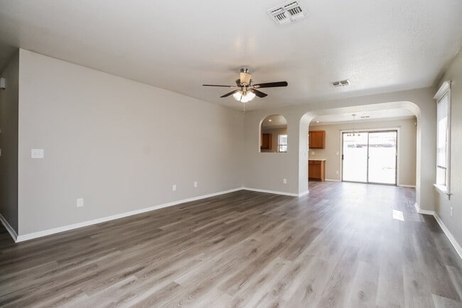 Building Photo - 8434 E Natal Cir