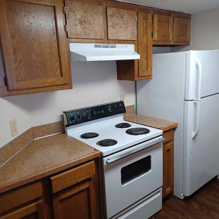 Primary Photo - 401 Kennon Ln