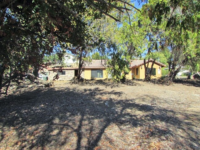 Photo - 2BR w/ In-Unit Laundry, Fireplance & A/C in Yucaipa House