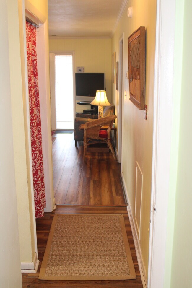 Fotografía del edificio - 5602 Atlantic Ave