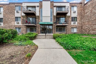Building Photo - 1457 N Winslowe Dr