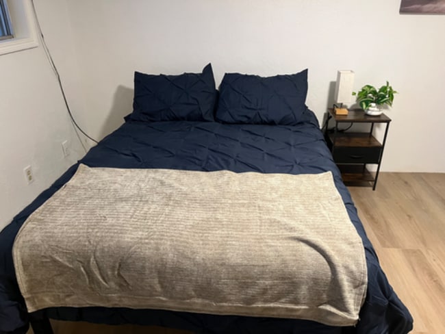 Foto del edificio - 25 Donna Way