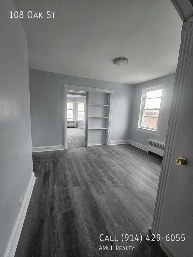 Foto del edificio - 108 Oak St