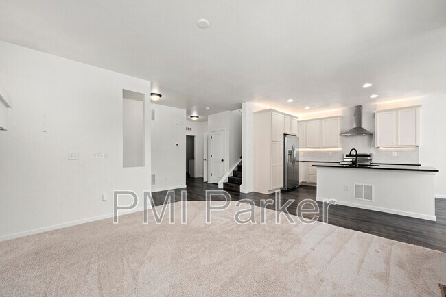 Building Photo - 6840 Bethany Dr