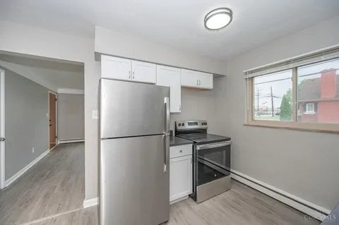 Building Photo - 3873 E Galbraith Rd